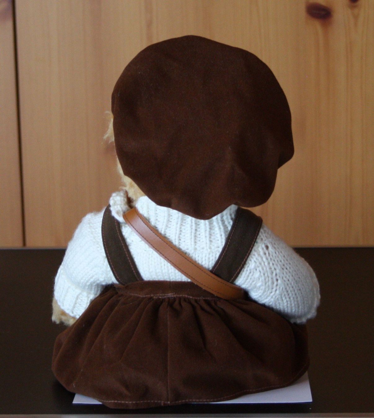 Giocattoli: Teddybär  Bär sitzend mit Rock und Tasche – Usato da Flüelen venduto da Diversicum-Shop 2