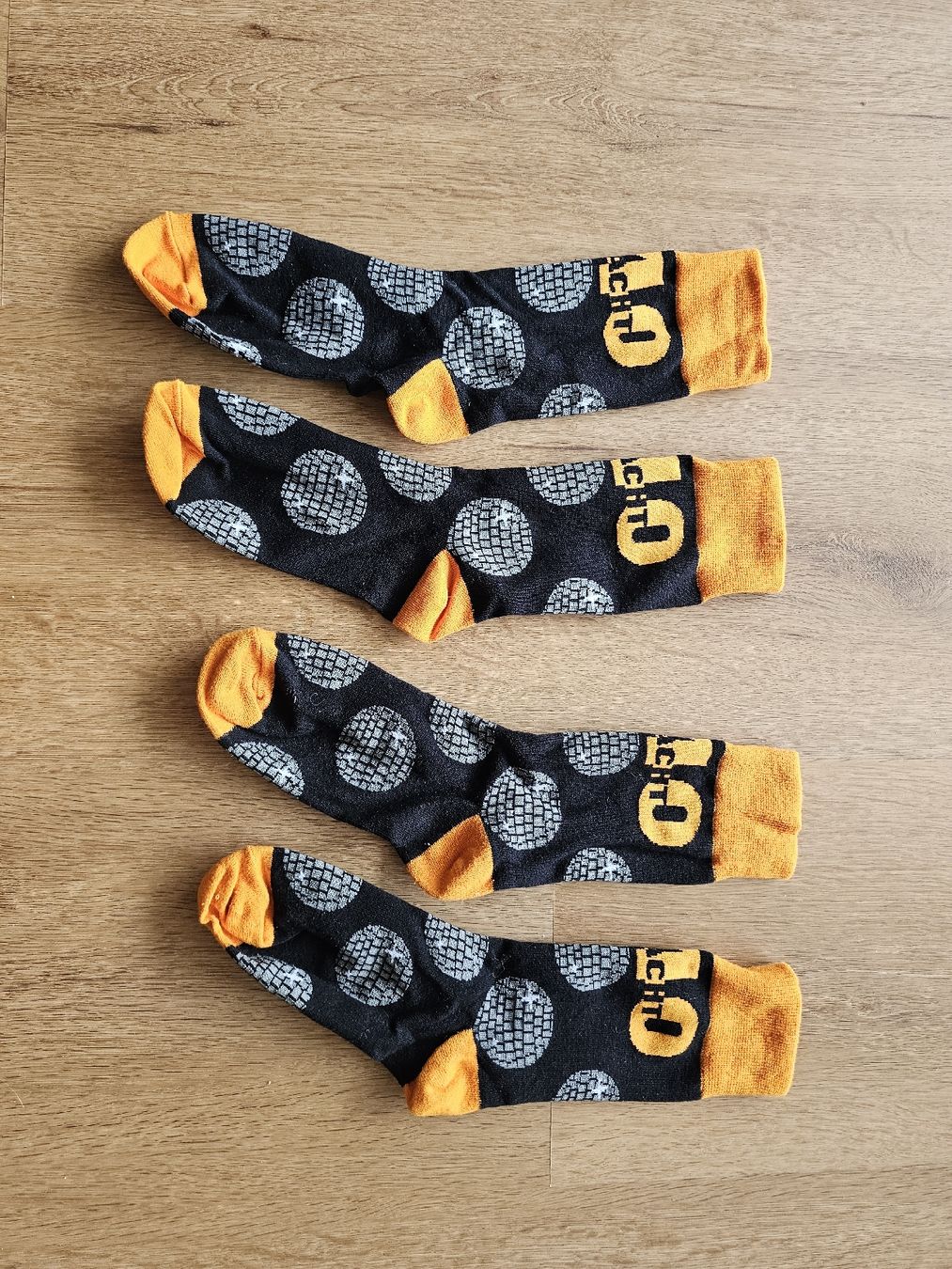 Socken: 2 Paar Socken – Neu (gemäss Beschreibung) aus Büttikon AG von PAM120319