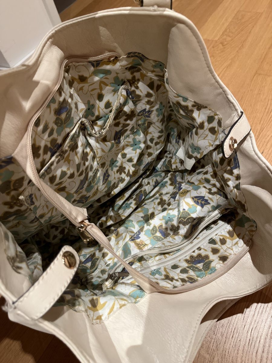 Taschen für Damen: Handtasche mit vielen Fächern – Gebraucht aus Dietikon von na_129 2