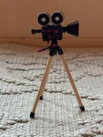 Filmkamera Puppenhaus Metall und Holz