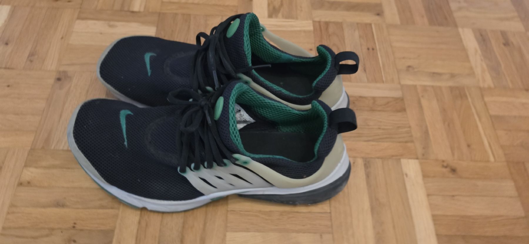 Nike Herrenschuhe: nike presto 46 – Gebraucht aus Lausanne von Ari-92