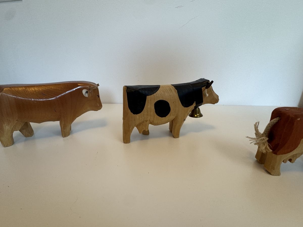 Statuette: Holz Kühe – Usato da Langnau i. E. venduto da nic_dh5j 5