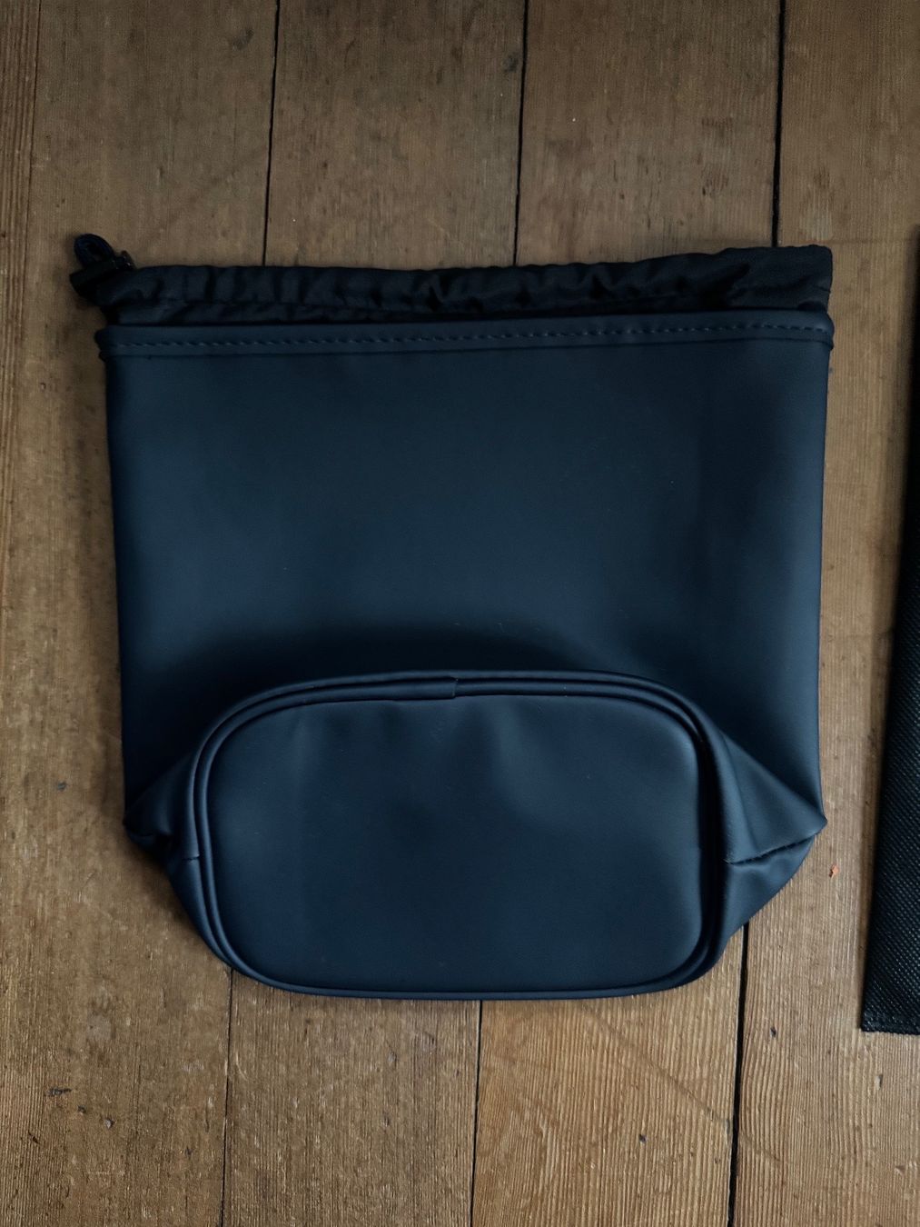 Prada Custodie per cosmetici: prada luna rossa necessaire sac bag waterproof – Nuovo e nell'imballaggio originale da wädenswil venduto da 112345 3