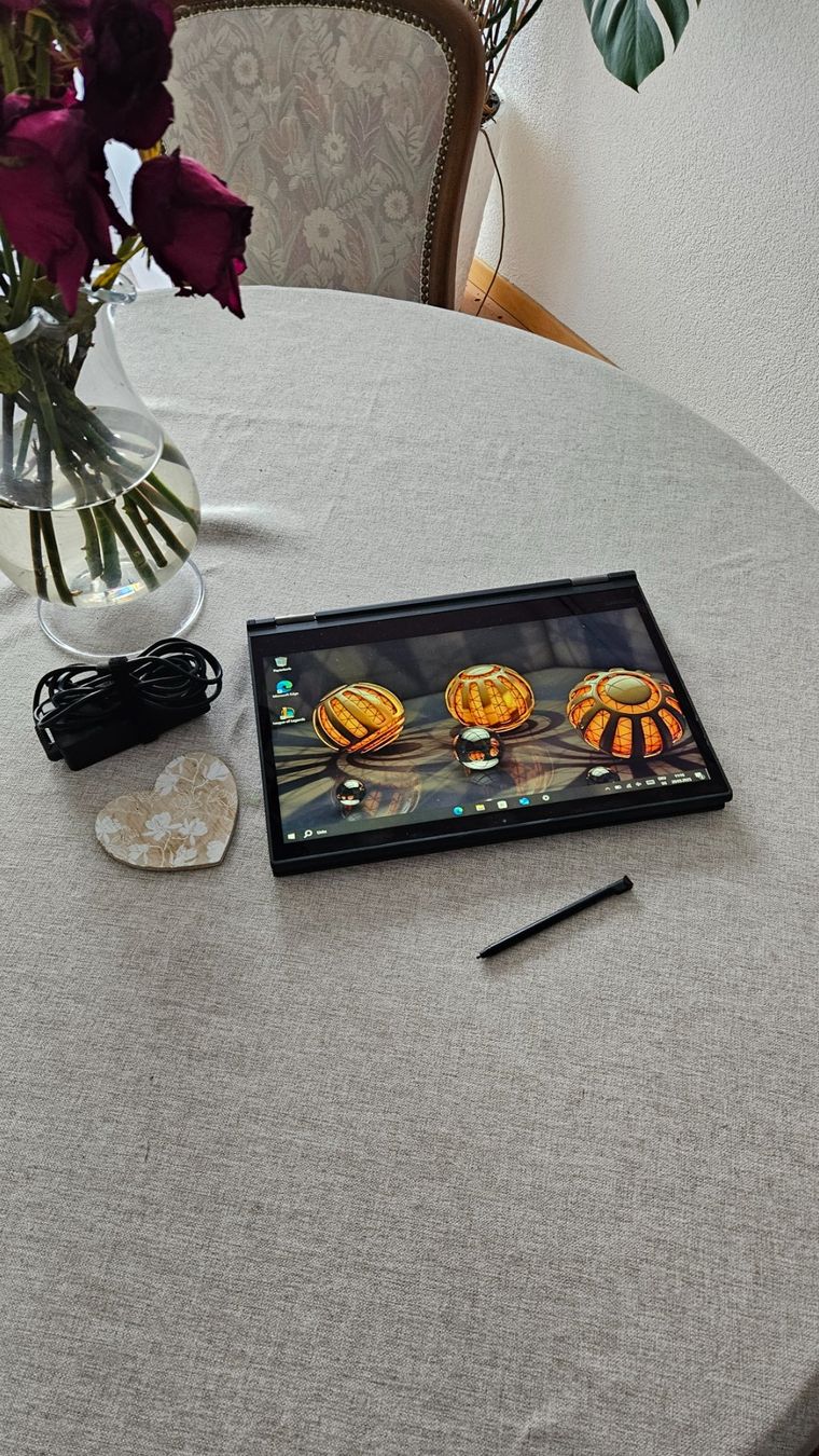 Lenovo Notebook: Lenovo Yoga 370 ThinkPad Super – Usato da Widnau venduto da PlayTechTown