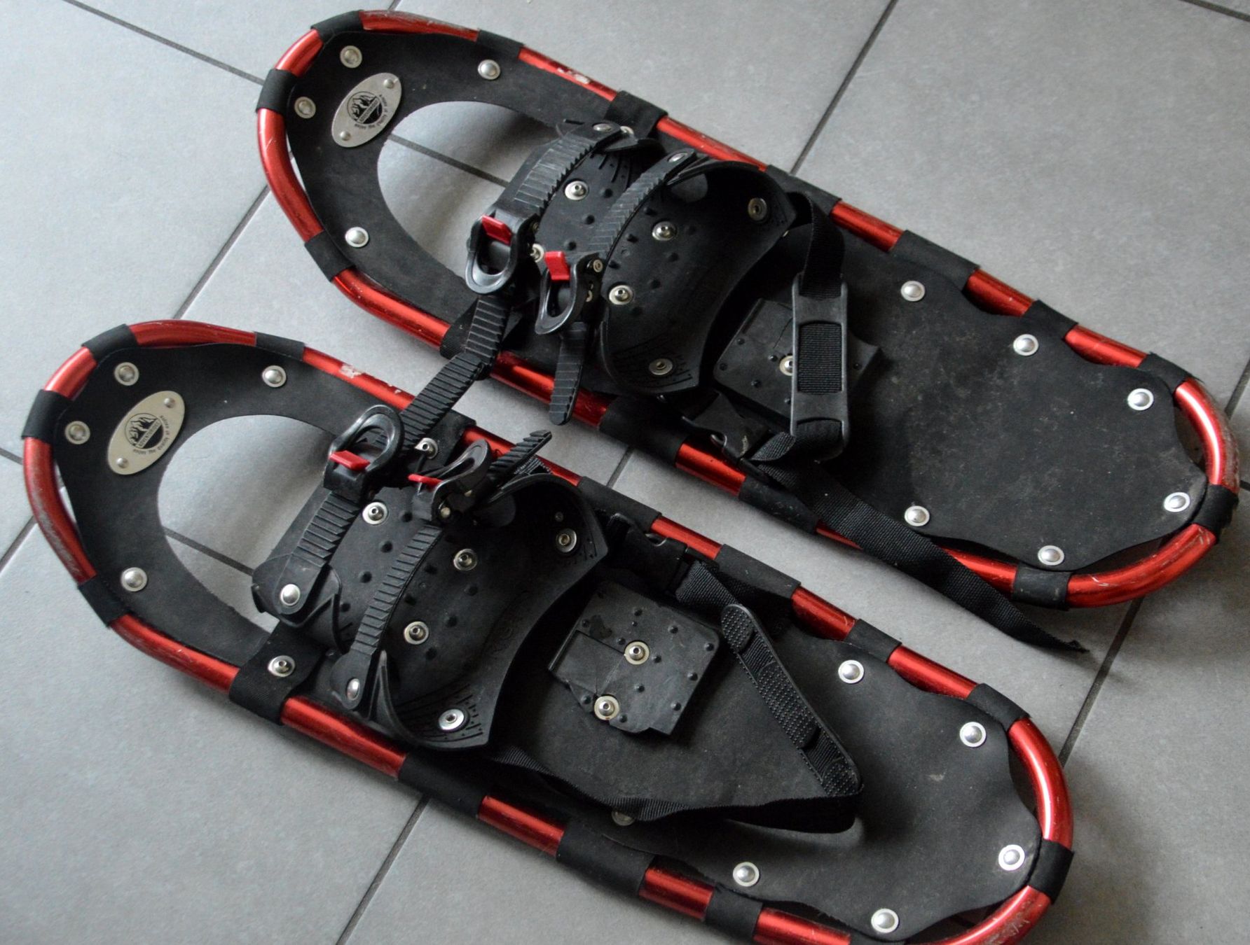 Scarpe da uomo: Adventuridge Schneeschuhe / Raquettes à neige – Usato da Collonges venduto da arashee 2