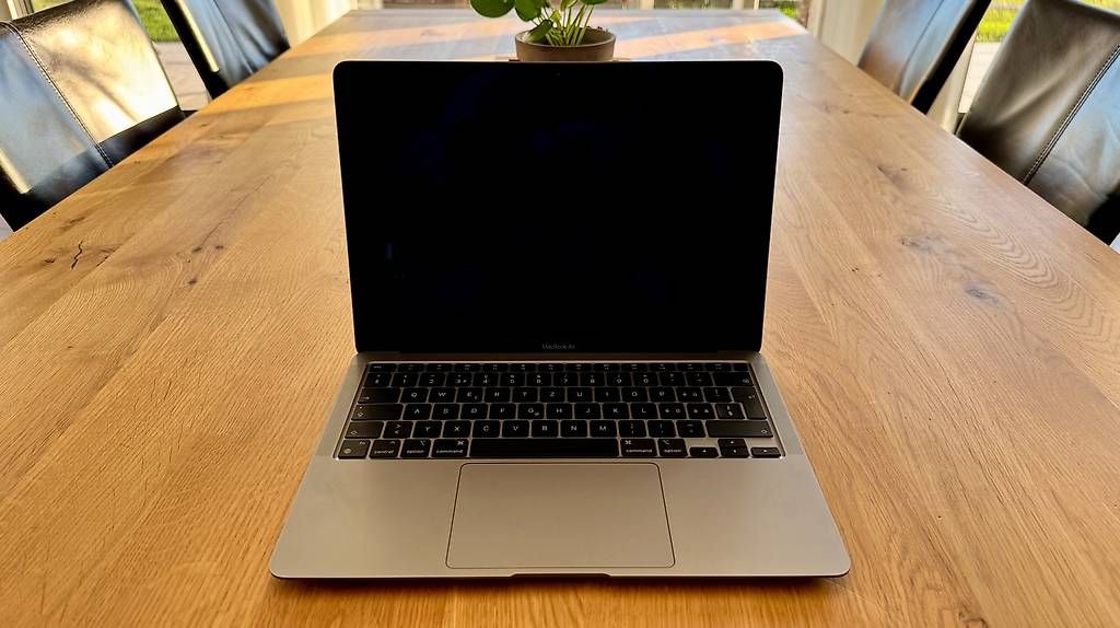 Notebooks: MacBook Air M1  1 TB SSD  Space Grau – Gebraucht aus Inwil von marius_ric