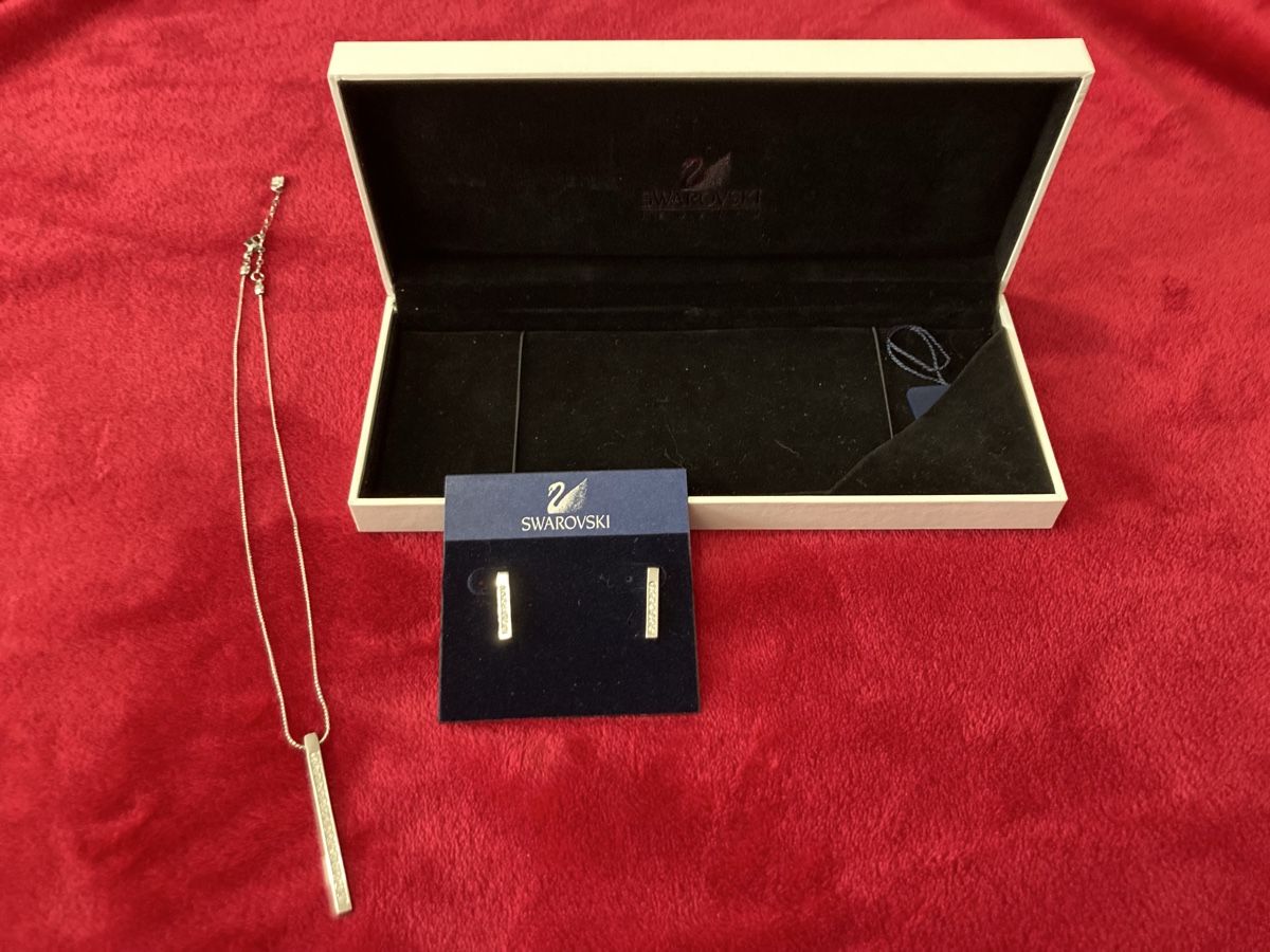 Swarovski Ketten: Swarovski Set Ohrringe und Halskette – Neu (gemäss Beschreibung) aus Wetzikon ZH von khaldrogo 1