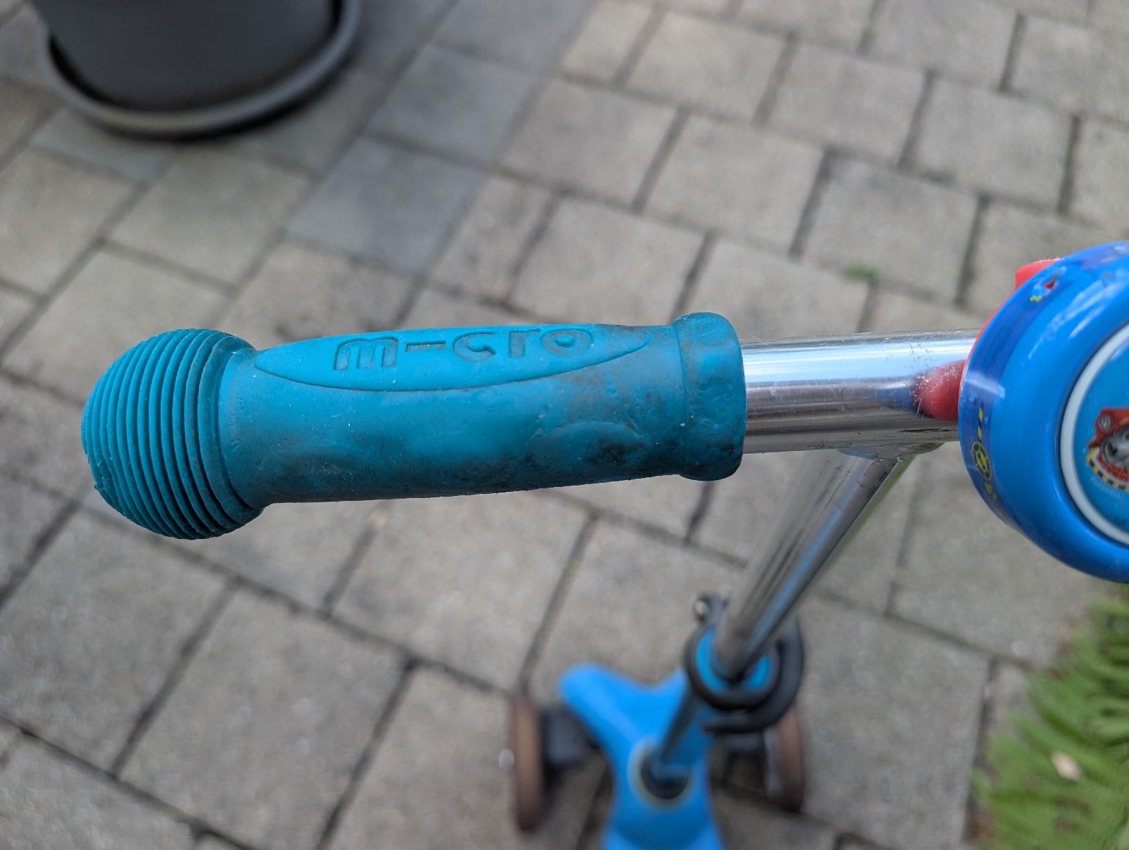 Micro Kickboard: Mini Micro Scooter blau gebraucht  – D'occasion à Bassersdorf par Rosaura 2