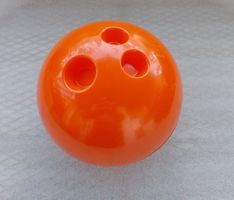Vintage Oranger Eisbehälter in Form einer Bowlingkugel -C68