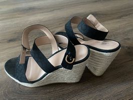 Guess Keilsandalette Gr. 41