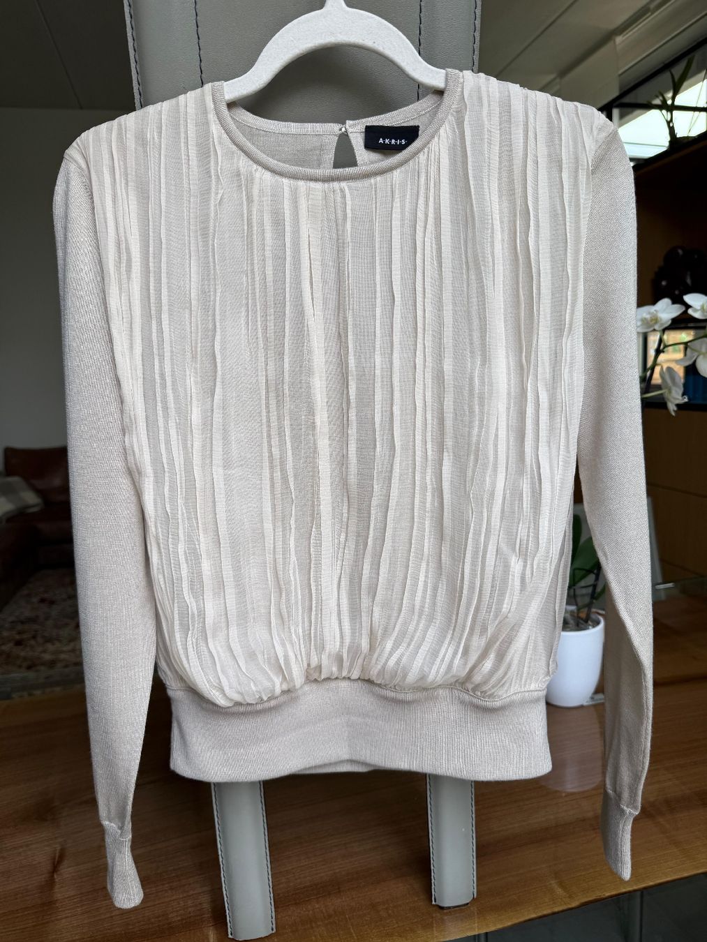 Akris Chemisiers: AKRIS Bluse Pullover Seide, Schurwolle Gr. S-M 36-38 – Neuf (Voir description) à Winterthur par tim_cl8x
