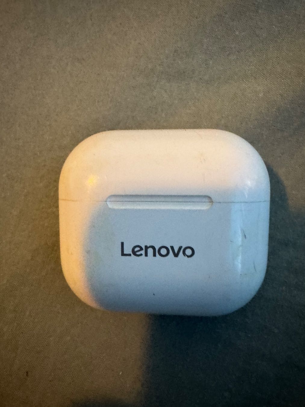 Cuffie: lenovo Kopfhörer Ladecase – Usato da Adliswil venduto da Busys