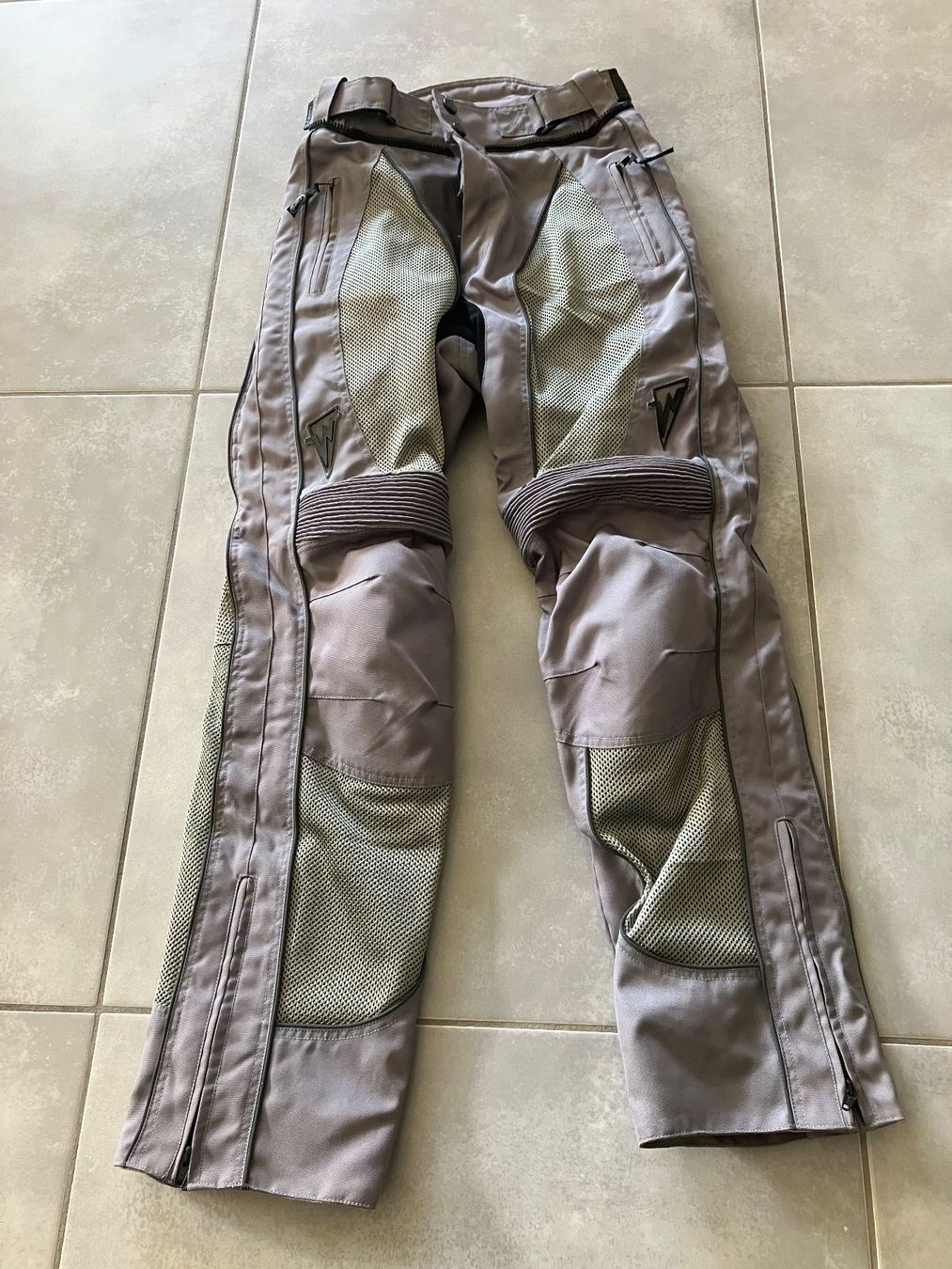 Pantaloni: Motoradhose mit Protektoren – Usato da Landschlacht venduto da brisi02