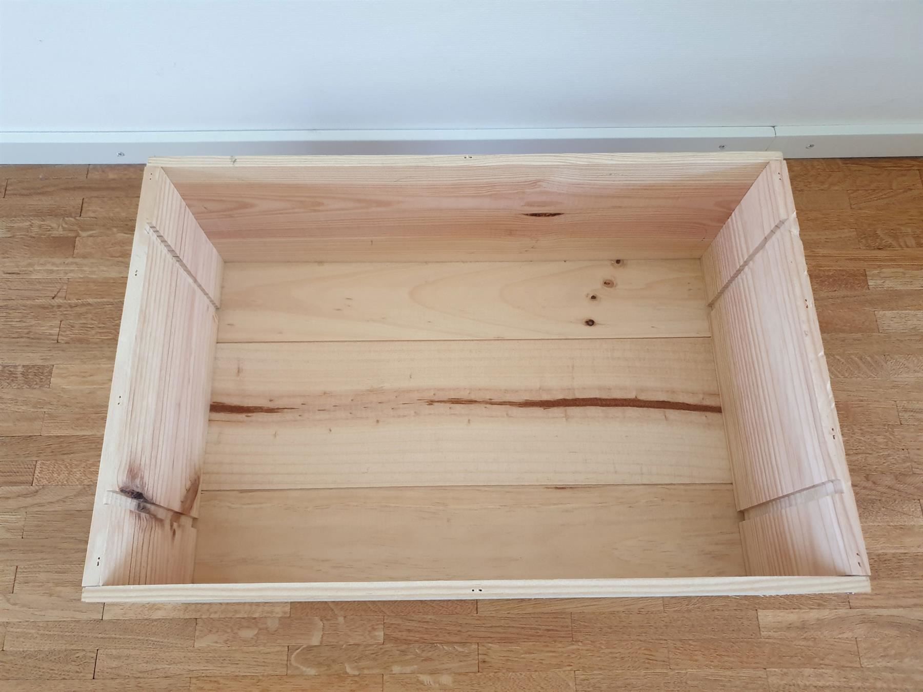 Scaffali: Bundle 6 Holzweinkisten – Usato da Hinwil venduto da Buugdehuude 9