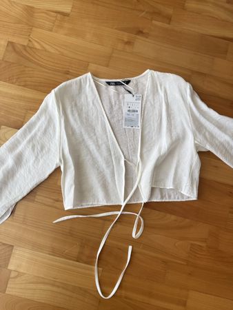 Zara kurzs Bluse, weiss, Grösse S mit Etikett