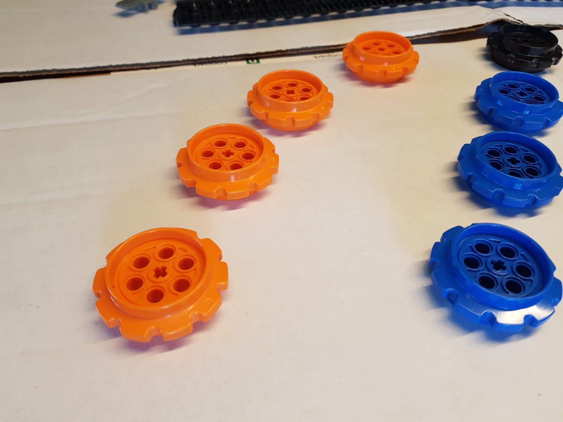 Lego Giocattoli: Lego Restposten Raupenteile – Usato da Hausen am Albis venduto da RoBrixX 4