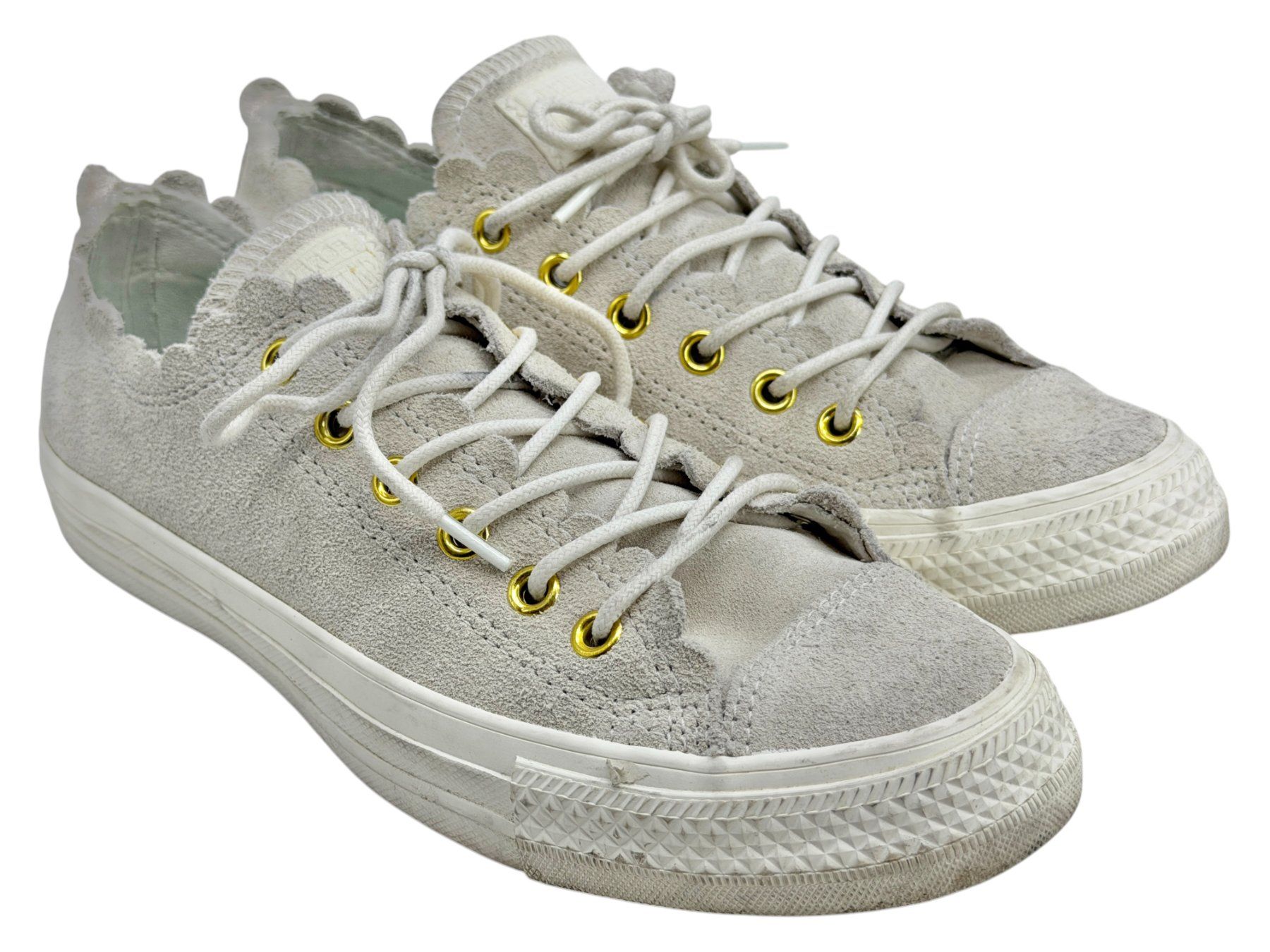 Converse Scarpe da donna: Baskets Converse All Star cuir daim gris. Pointure 37.5 – Usato da Cossonay-Ville venduto da PatineDuTemps