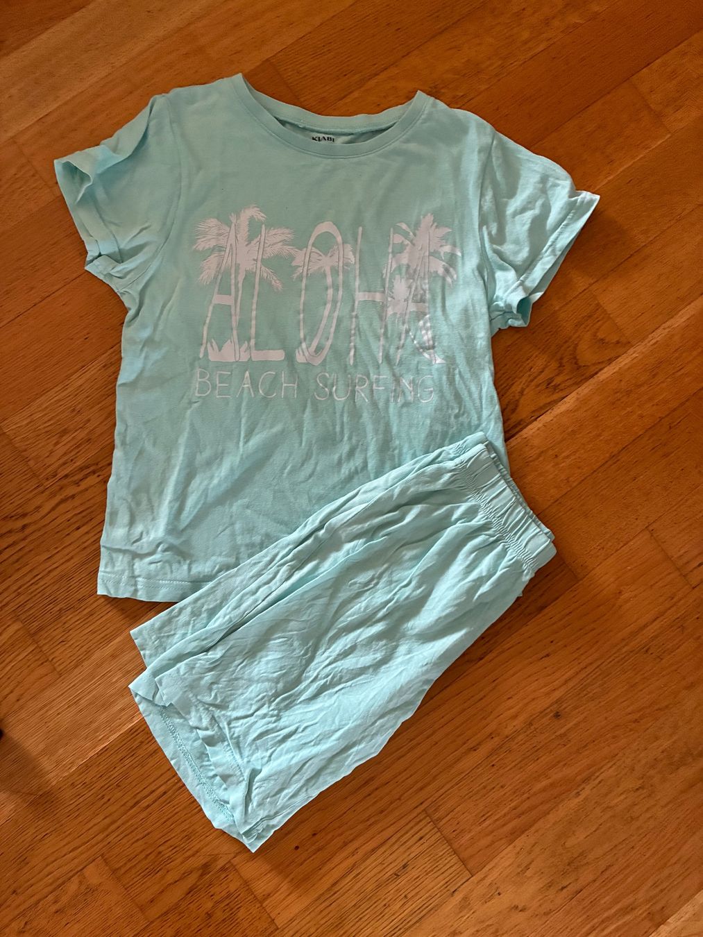 Pigiama & Simili: Schönes Pyjama Gr. 122/128 – Usato da richterswil venduto da lunamarie001