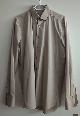 OLYMP 24/Seven Hemd Neu Grösse 40 Body Fit beige