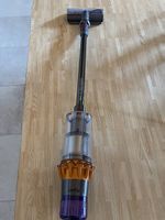 Dyson v15