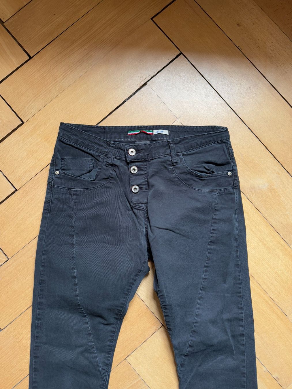 Please Jeans Jeans: PLEASE - Jeanshose schwarz S – D'occasion à Zürich par Diazaio 1