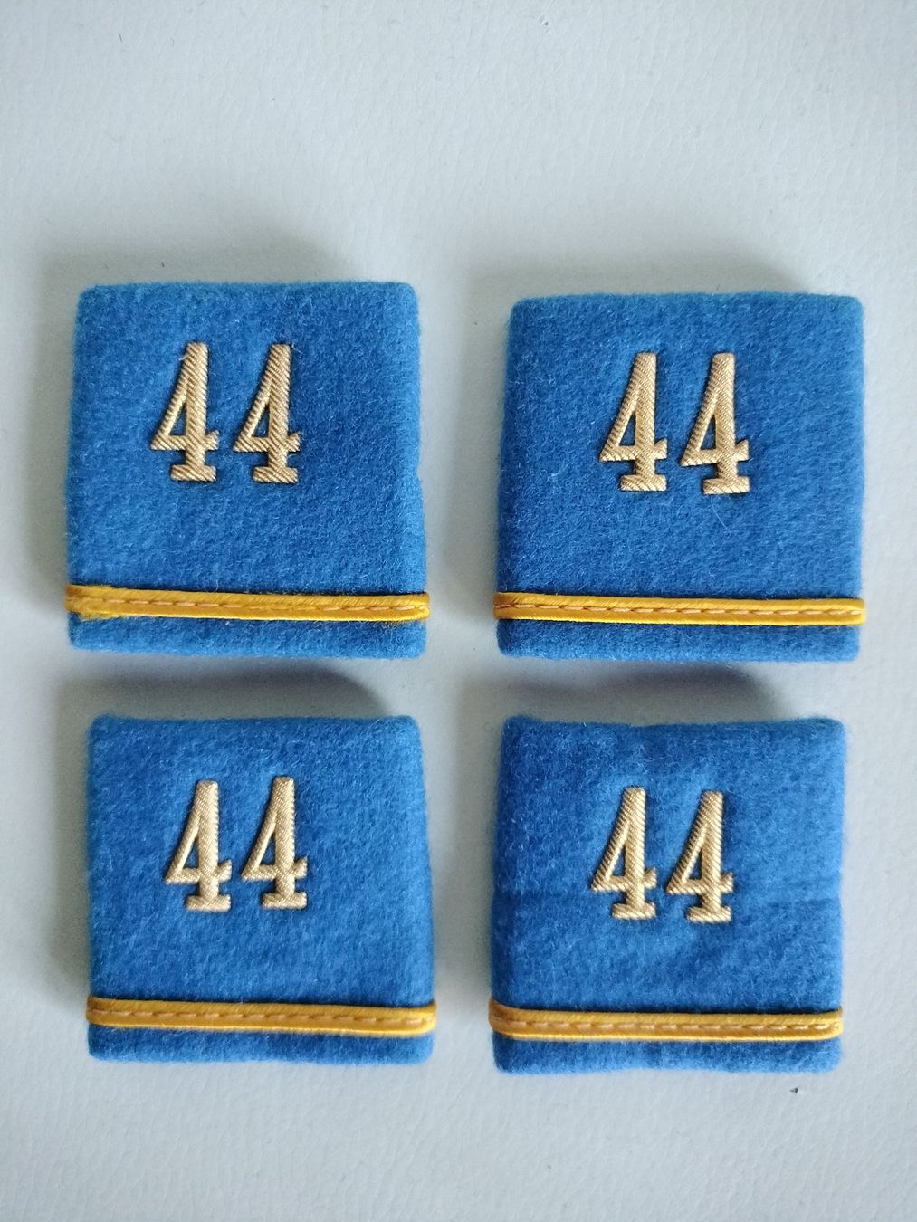Schweizer Armee Uniformen: Schweizer Armee Militär Uniform Schulterpatten – Gebraucht aus Schwanden Sigrisw von len_9yqg