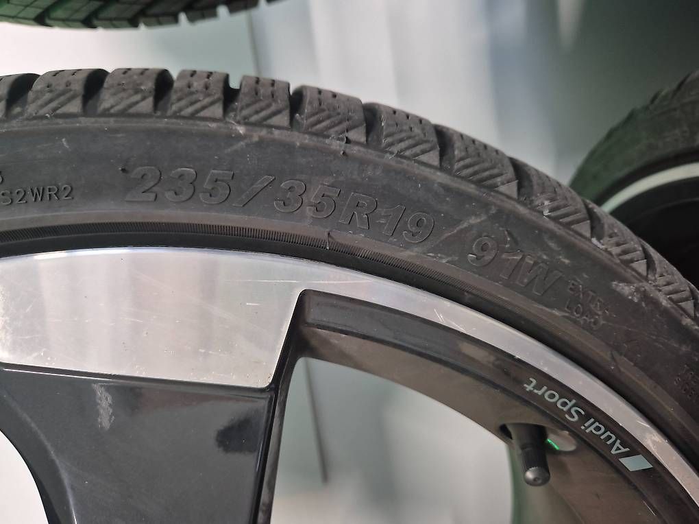 Pneumatici & Ruote complete: Roues Audi RS Rotor Noir Hiver 19 – Usato da Bussigny venduto da NoLimiit 2