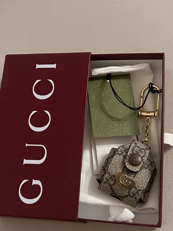 Gucci brand neu Keyholder & AirPod case