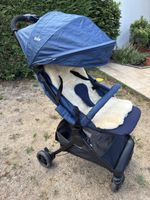 Joie Reisebuggy mit Schafsfell 