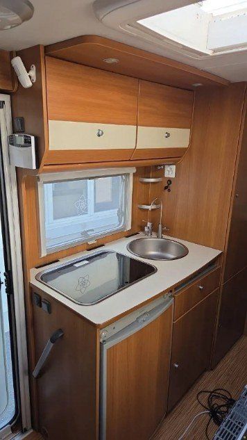 Carado Camping Fahrzeuge: Wohnmobil Carado T337 – Gebraucht aus baar von fredikre 2