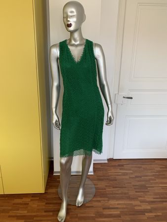 AKRIS: Exklusives grünes Kleid + Blazer mit Stickerei, 36