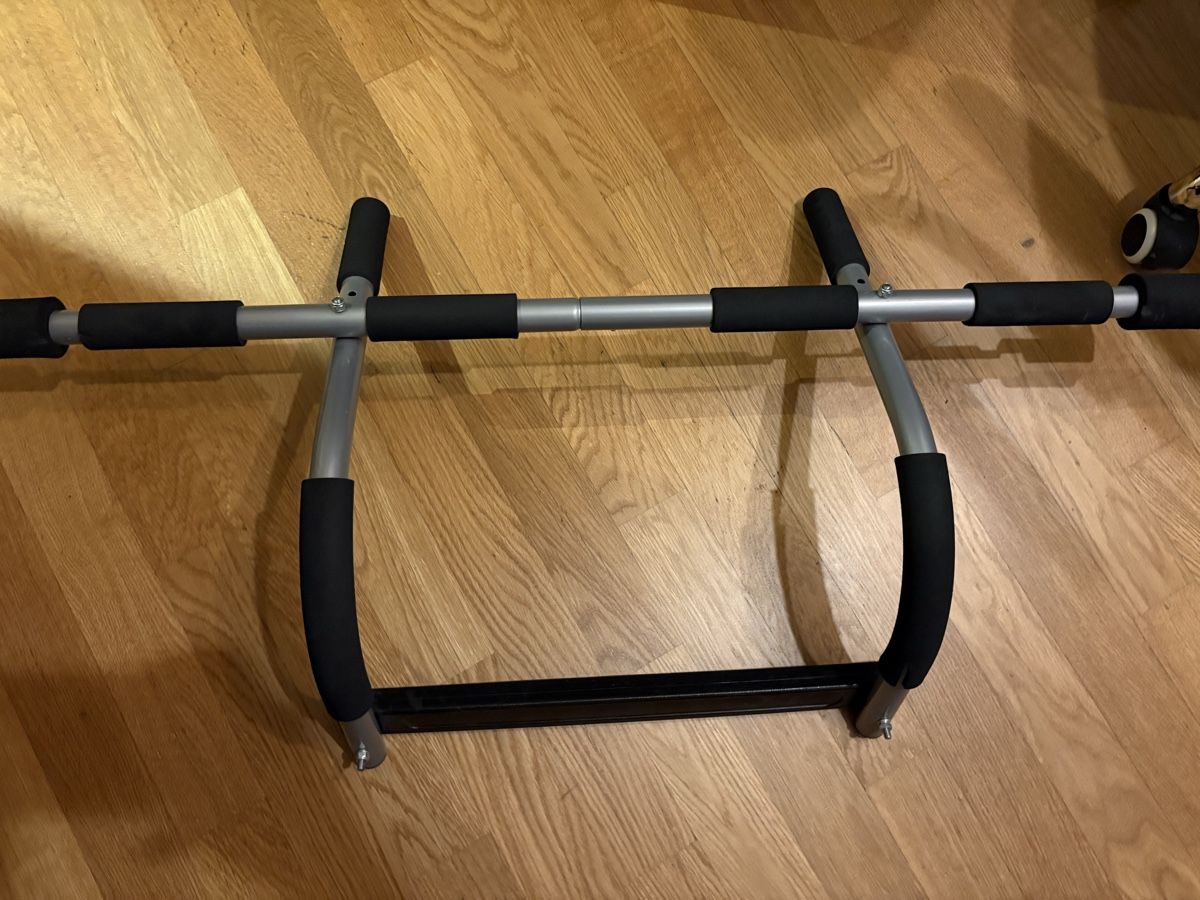 Vélos d'appartement: Klimmzugstange – D'occasion à Oensingen par dil_5yhw 1