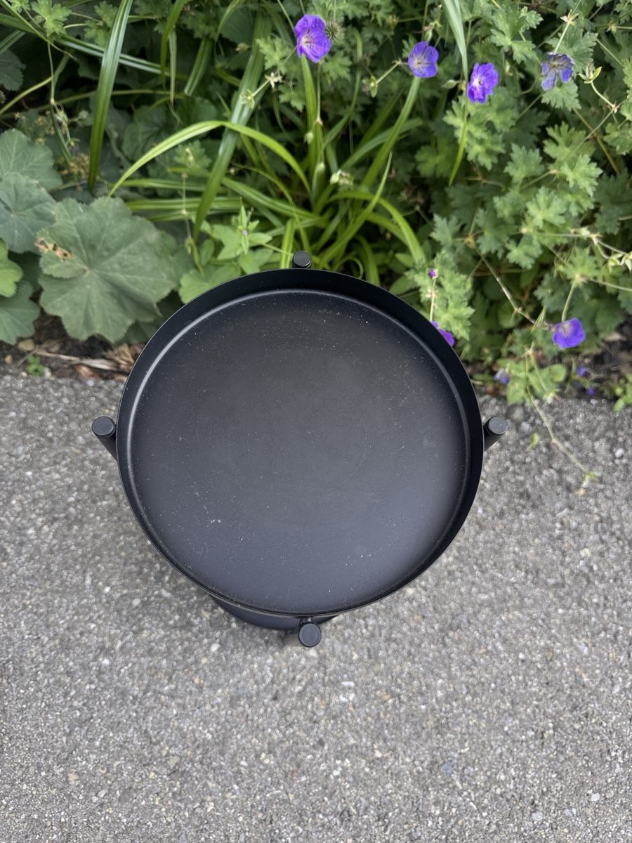 Ikea Tutte le decorazioni: Blumenständer rund schwarz Metall  – Usato da Gibswil venduto da Engelsgleich 2