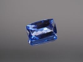 Natural Tanzanite 2.67ct - Incl. Certificate eye-clean