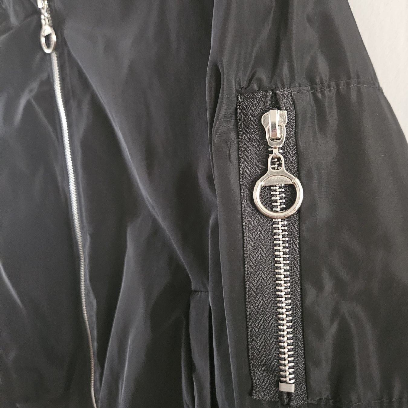 Giacche: Windbreaker/Bomberjacke – Usato da Bern venduto da naaa000xci 1