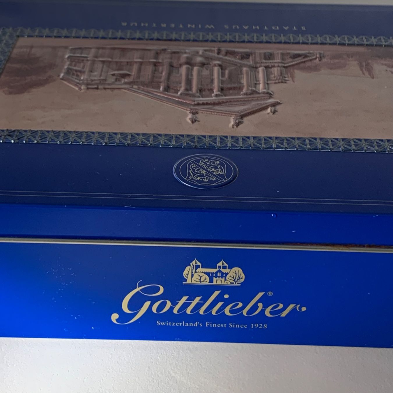 Contenitori & Simili: Blechdose Keksdose/ Gottlieber Stadthaus Winterthur – Usato da Hinteregg venduto da GARANTA 5