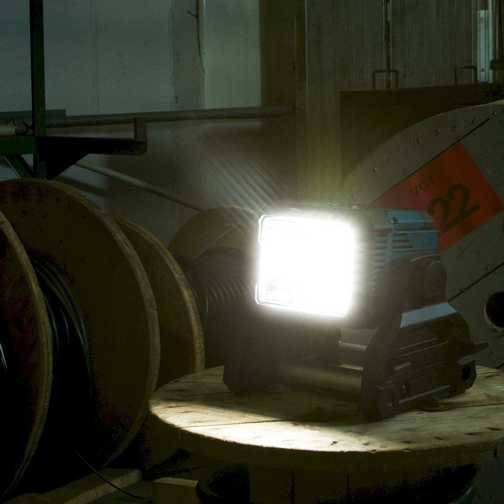 Makita Lampade: Makita DEADML811 LED-Baustrahler – Nuovo e nell'imballaggio originale da Bottighofen venduto da zaap 5