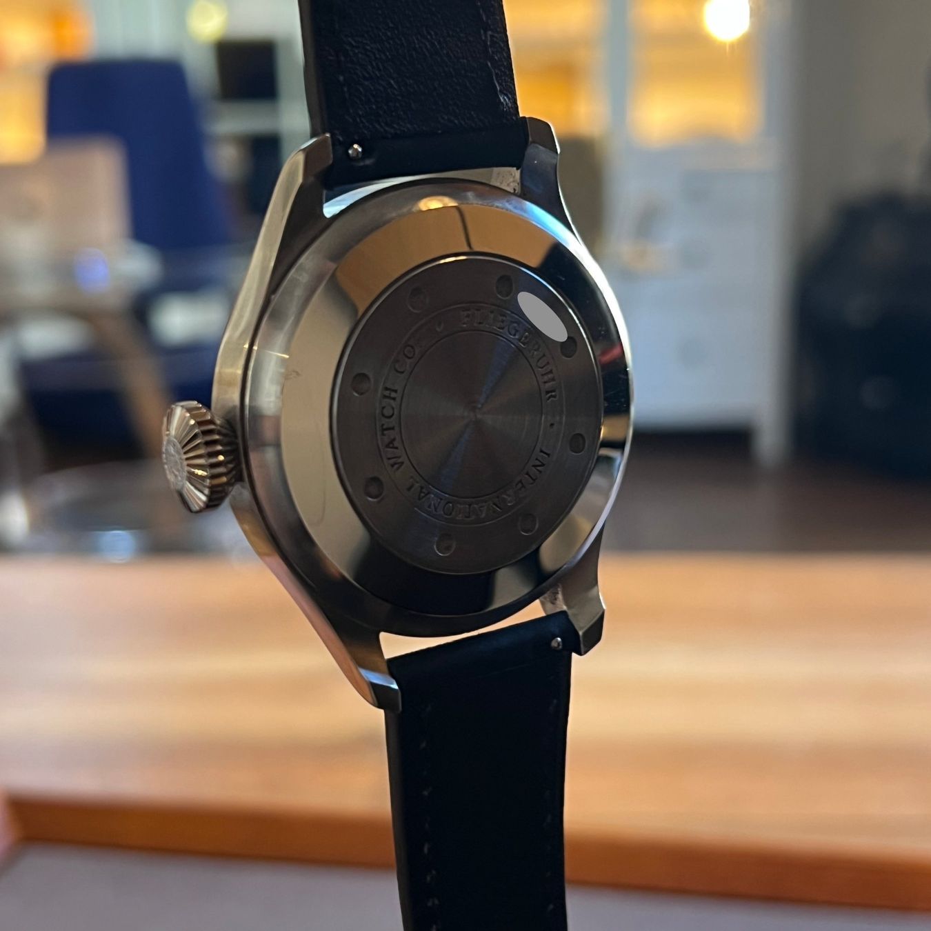 IWC Montres: IWC Big Pilot Automatic Power Reserve IW500401 – D'occasion à Carouge GE par Watchaser 4