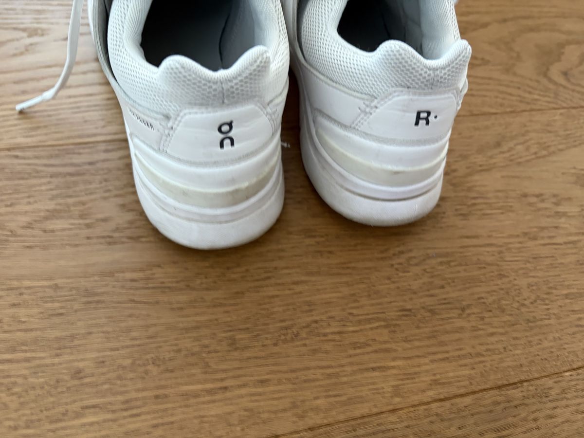 On Scarpe da uomo: On Roger White – Usato da Zürich venduto da skikki78 4
