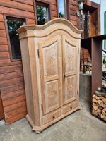 Holzschrank / Bauernschrank