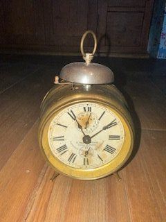 Réveils: Antiker Wecker Messing – D'occasion à Oberbussnang par Mpm1