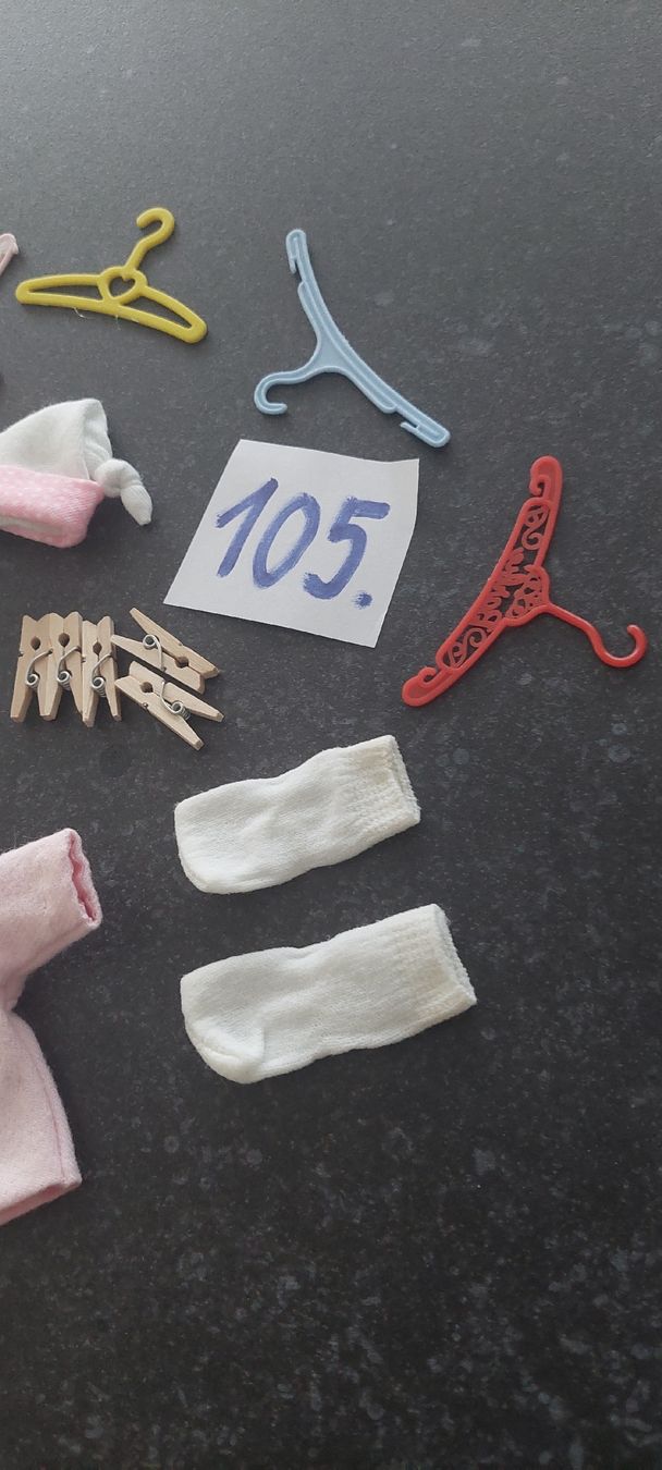 Puppenhäuser & -möbel: Kleine Puppenkleidchen etc.  – Neu (gemäss Beschreibung) aus Muri AG von nindo1 9