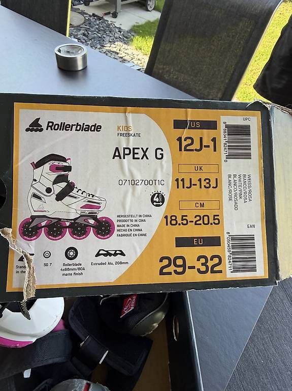 Pattini in linea & Pattini a rotelle: Rollerblade original Inlineskates Gr. 28-32 mit Schoner – Usato da Aesch LU venduto da Mgary 1