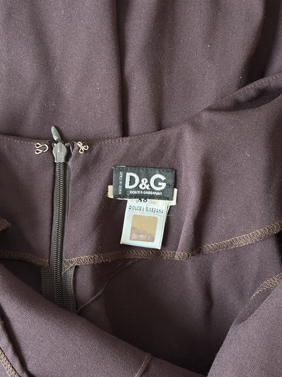 Dolce & Gabbana Vestiti: D&G Etuikleid, chocolat – Usato da Solothurn venduto da jas_7sqd 1