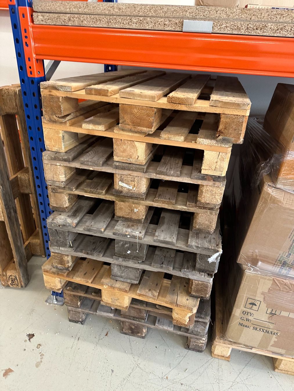 Pallets: 10 Stk. Europalletten – Usato da Ebmatingen venduto da Aquafish