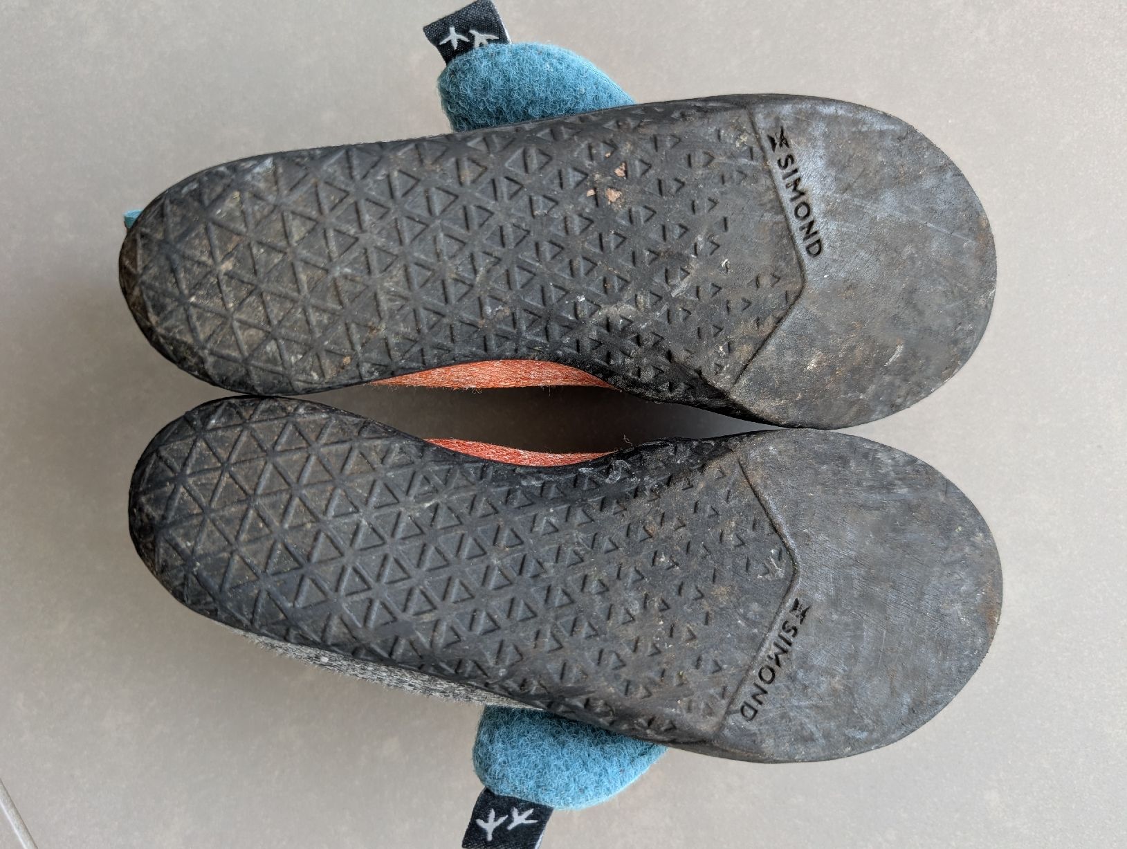 Decathlon Schuhe für Jungen: Chaussons escalade enfant Simond 30/31 – Gebraucht aus Morges von pve_698v 3
