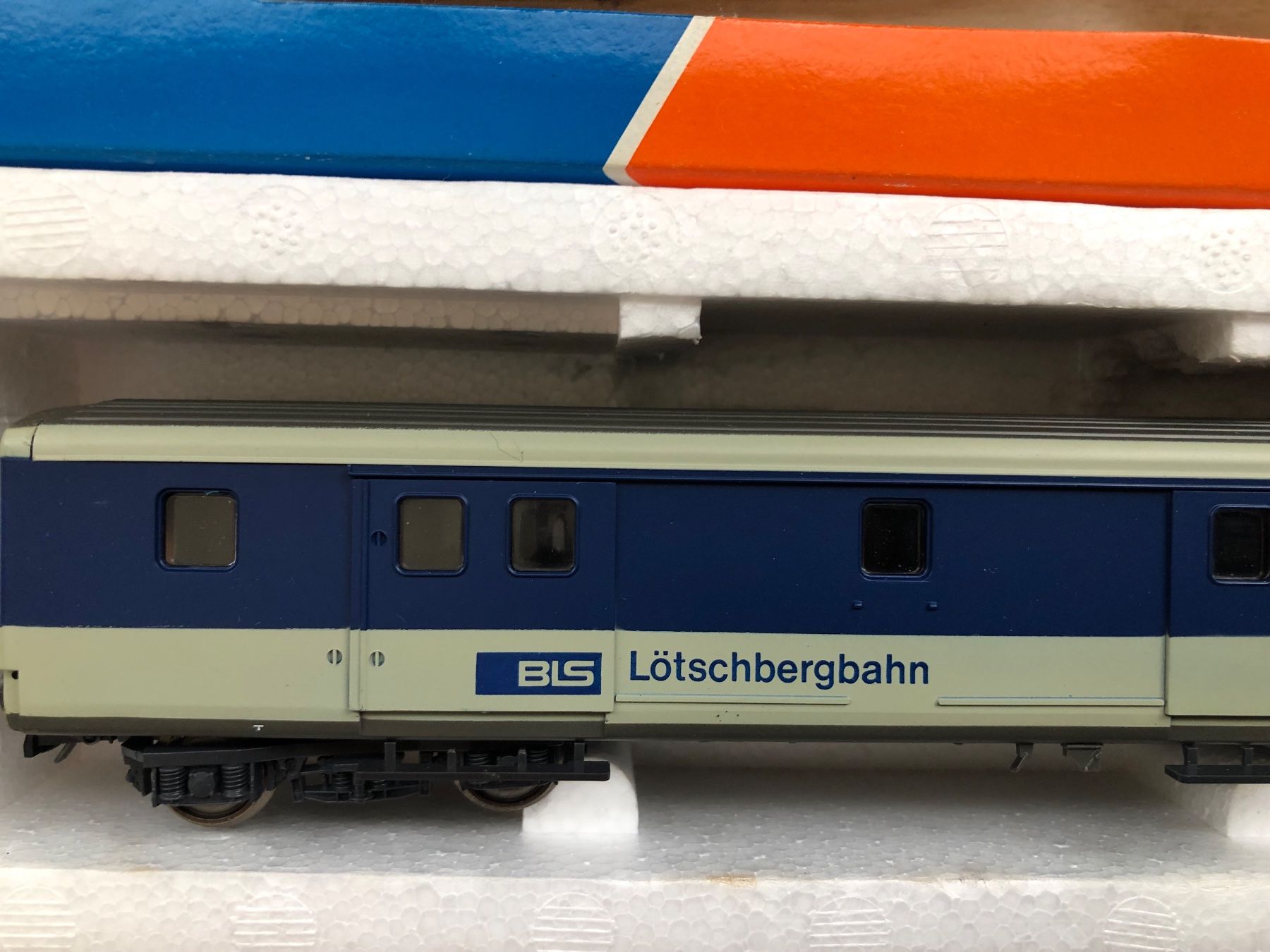Roco Modellini di ferrovie: Roco 44475 BLS NEU – Nuovo (secondo la descrizione) da Ostermundigen venduto da Garmin03 1