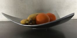 Schale / Obstschale dreieckig, Aluminiumguss