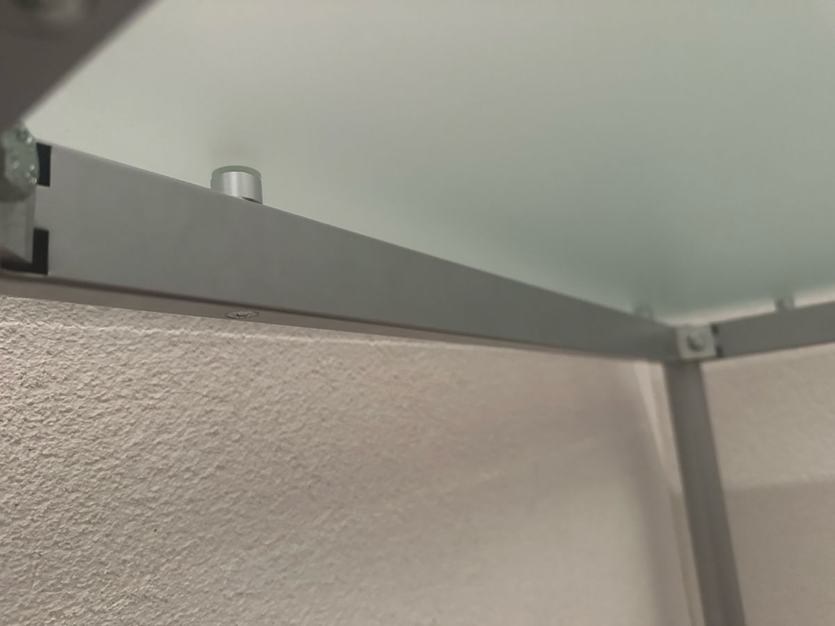 Tavoli: Moderner Glastisch, mit Rauchglas Tischplatte – Usato da Bolligen venduto da Macfuhrer 3