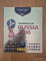 Panini WM 2018 Fussball Album zur Hälfte voll